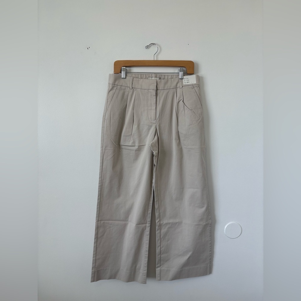 Abercrombie & Fitch Sloane Low Rise Tailored Twill Pant - Picture 2 of 5